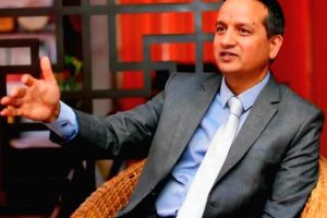 केही दिनमै डा. भट्ट गभर्नर नियुक्त हुने, सहमती अनुसार प्रधानमन्त्री ओली अघि बढ्ने
