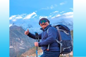 कांग्रेस महामन्त्री शर्मा सगरमाथा आरोहण गर्दै