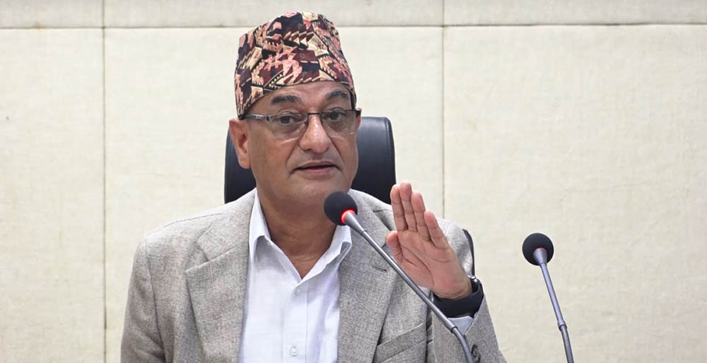 भिजिट भिसा प्रकरणमा आफ्नो संलग्नता पुष्टि गर्न गृहमन्त्री लेखकको चुनौती