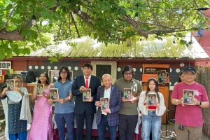 प्रसिद्ध गायक हिरण्य भोजपुरेको ‘आङ शेर्पा’उपन्यास विमोचन
