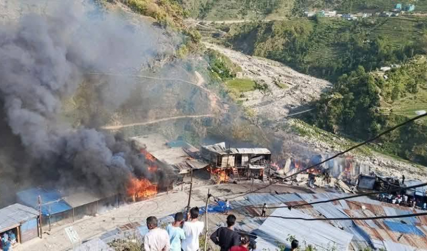 बाजुरा आगलागी : ३५ पसलमा आठ करोड बढीको क्षति