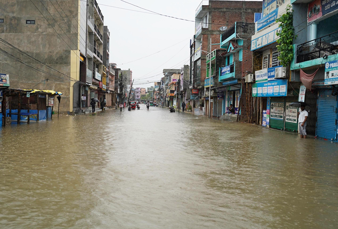 कञ्चनपुरका अधिकांश स्थानमा ‘भारी’ वर्षा, भोलिसम्म उच्च सतर्कता अपनाउन आग्रह