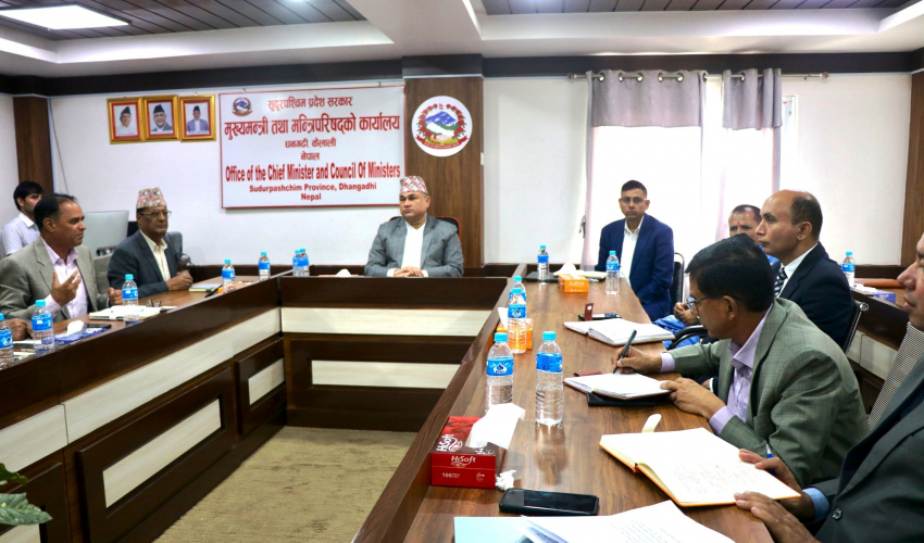 सुदूरपश्चिमका मुख्यमन्त्री शाहको कानुनी जटिलताको पहिचान गर्न निर्देशन