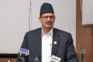 ओली सरकार लामो टिक्दैन: माओवादी