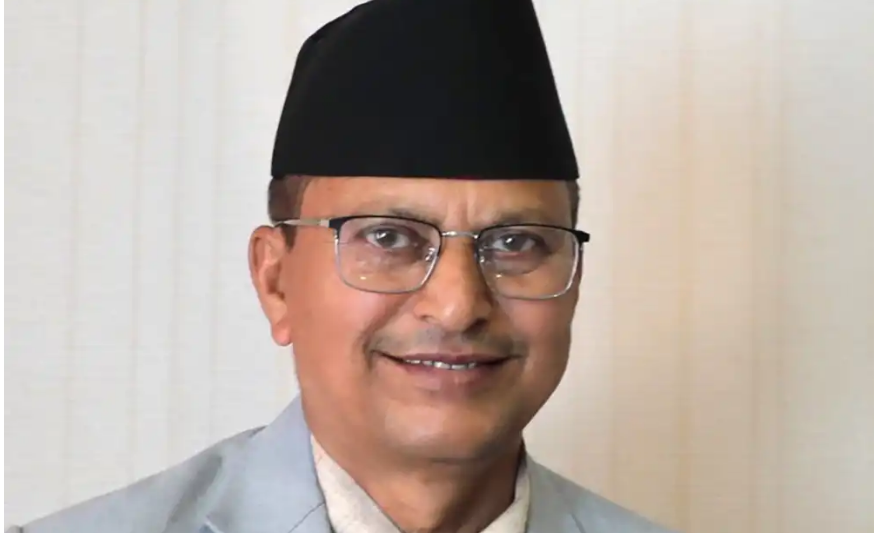 मैले हुन्न भनेपछि विवादमा तानियो- मन्त्री अधिकारी