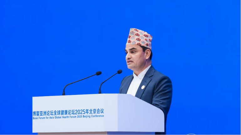 स्वास्थ्य मन्त्री पौडेलद्वारा बोआओ एसिया हेल्थ फोरममा नेपालका रणनीति प्रस्तुत