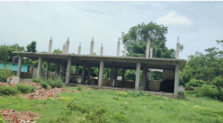 बजेट अभावमा तीन वर्षदेखि अलपत्र त्रिनगर छात्रावास