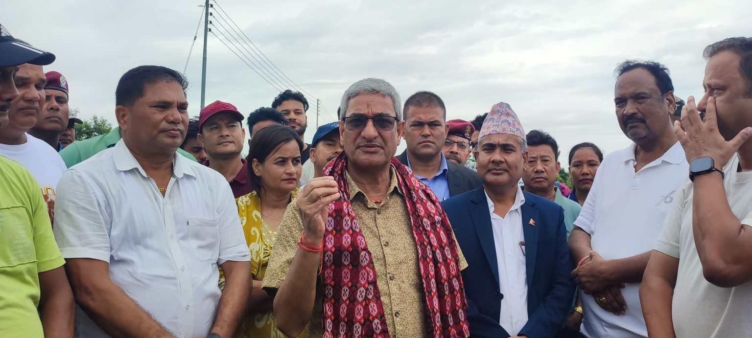 दोधारा-चाँदनी सुक्खा बन्दरगाह निर्माण कार्य छिट्टै हुन्छ : गृहमन्त्री लेखक