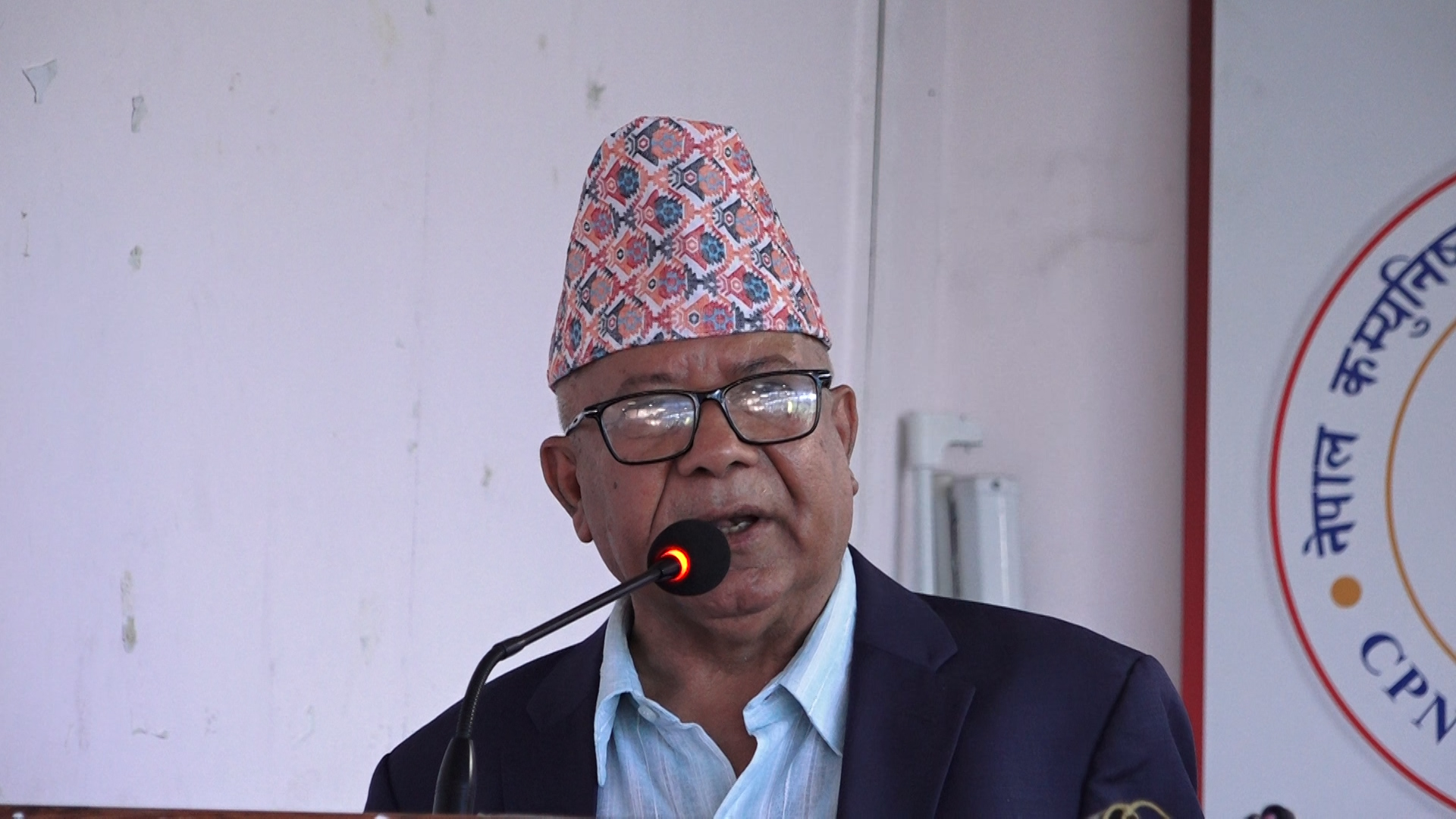 पार्टीले विदा गरे स्वीकार्न तयार छु : माधव नेपाल