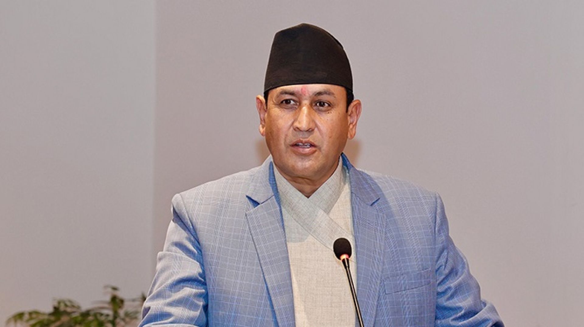 पार्टी निर्देशन आयो भने समिति सभापति छोड्न तयार छु : रामहरि खतिवडा