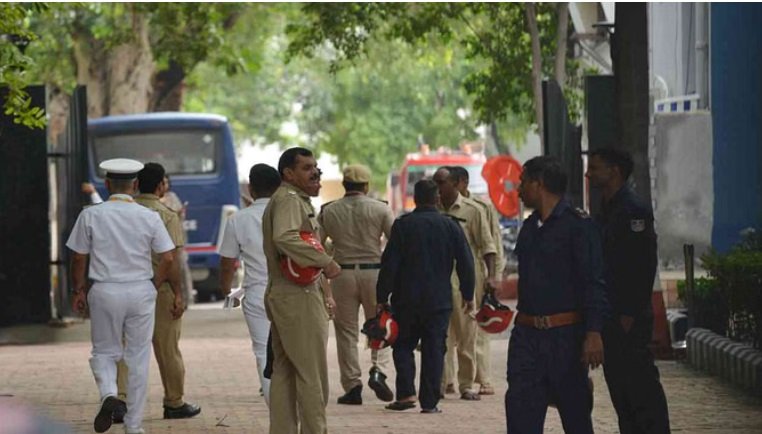 भारतको बेङ्गलुरुमा ४० विद्यालयलाई बमले उडाइदिने धम्की