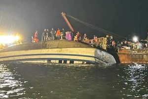 भियतनाममा डुंगा पल्टिँदा ३७ जनाको मृत्यु