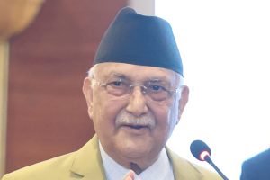 विद्या भण्डारीलाई नेतृत्व हस्तान्तरण गर्न सकिँदैन : केपी ओली