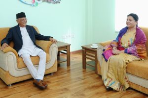ओलीलाई पूर्वराष्ट्रपतिको सन्देश : म एमालेको राजनीतिमा आइसकेँ, पछि हट्दिनँ