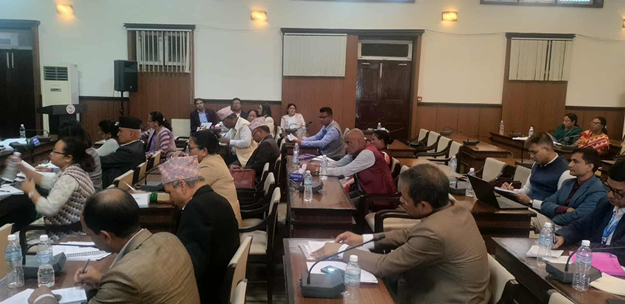 भूमि विधेयकलाई मन्त्रालयमै फिर्ता गरौं :रास्वपा