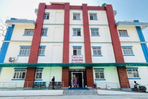 सुदुरपश्चिमको प्रदेश जनस्वास्थ प्रयोगशाला प्रमुखमा डा. मिश्र