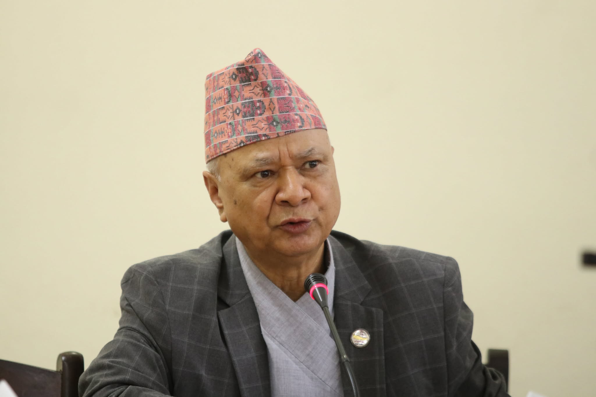 शिक्षामन्त्रीकाे प्रस्ताव– निजी विद्यालयले दिने आवासीय सुविधासहितको छात्रवृत्ति नियमावलीमा राखौँ