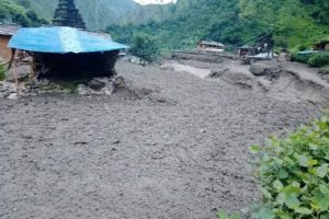 बाजुराकाे हिमाली गाउँपालिकामा बाढीले ११ वटा घर बगायाे