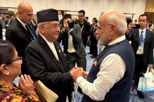 चीनमा प्रधानमन्त्री ओली र मोदीबीच भेट