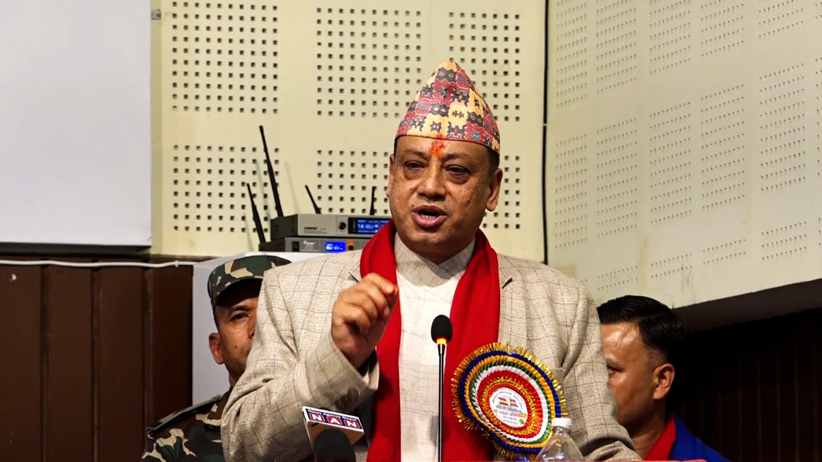 बागमतीका मुख्यमन्त्री इन्द्रबहादुर बानियाँले विश्वासको मत लिँदै