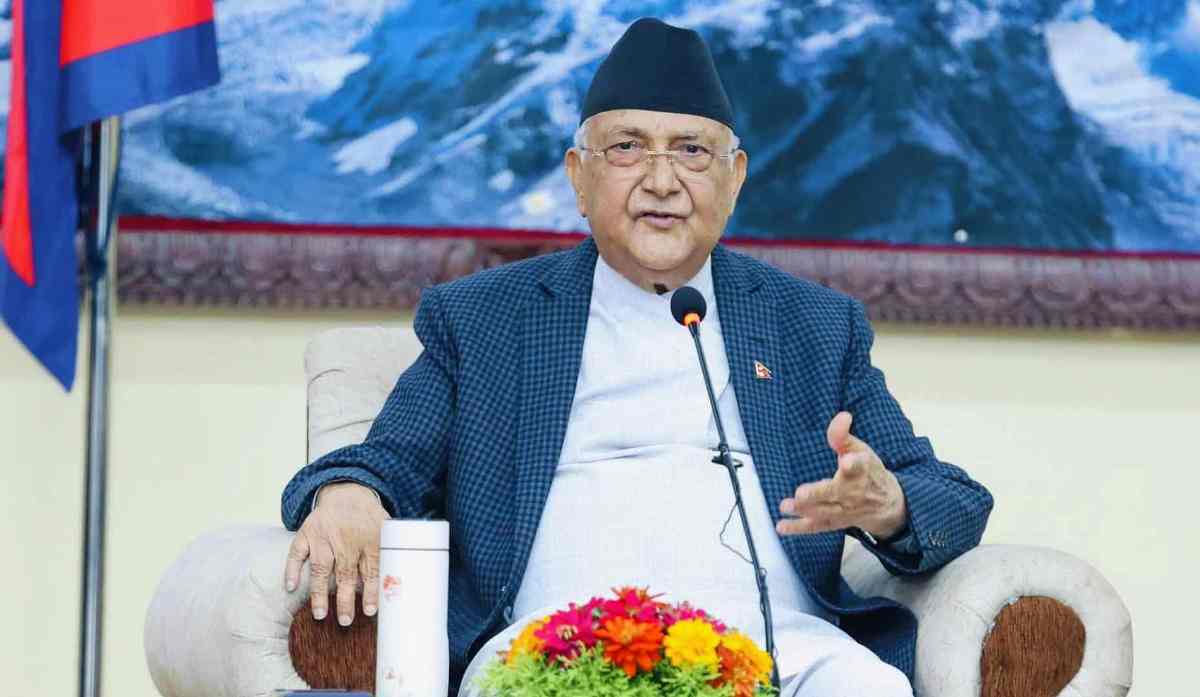 मल अभाव हुन नदिन कृषिमन्त्रीसहित सम्बद्ध अधिकारीसँग छलफल गर्दै प्रधानमन्त्री