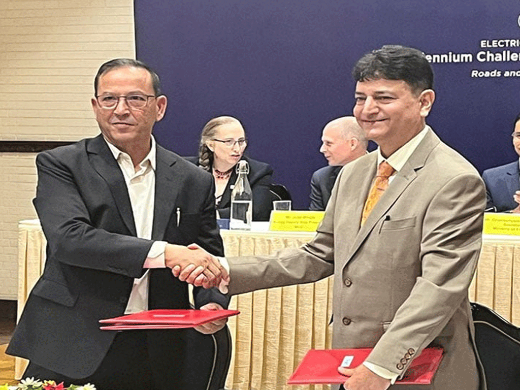 अमेरिकाको अनुमतिपछि एमसीए नेपालले बढायो कामको गति : दुई प्रसारण लाइन निर्माण सम्झौता