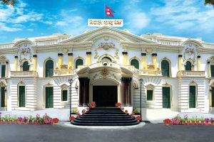बैंकिङ प्रणालीमा लगानीयोग्य रकम अत्यधिक, आइतबार ५० अर्ब खिच्दै राष्ट्र बैंक