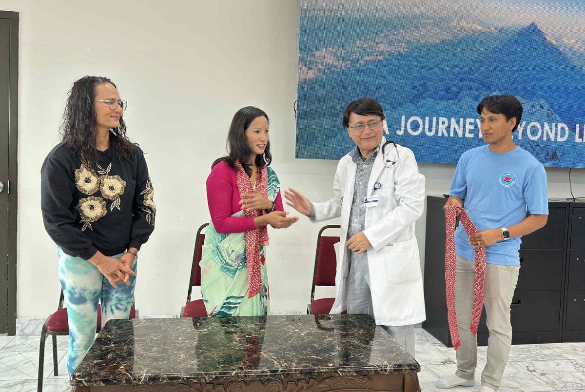 सगरमाथा आरोही दुई नेपाली महिला टेक्ससको ड्यालसमा सम्मानित