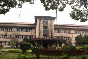 प्रदर्शनमा आगो लगाइएपछि पहिलोपटक बस्दै सर्वोच्चमा इजलास