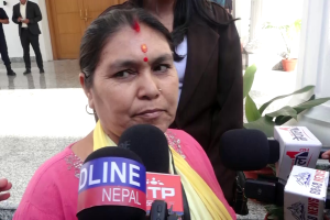 विपिन जोशीका आमा र बहिनीले भेटे प्रधानमन्त्री