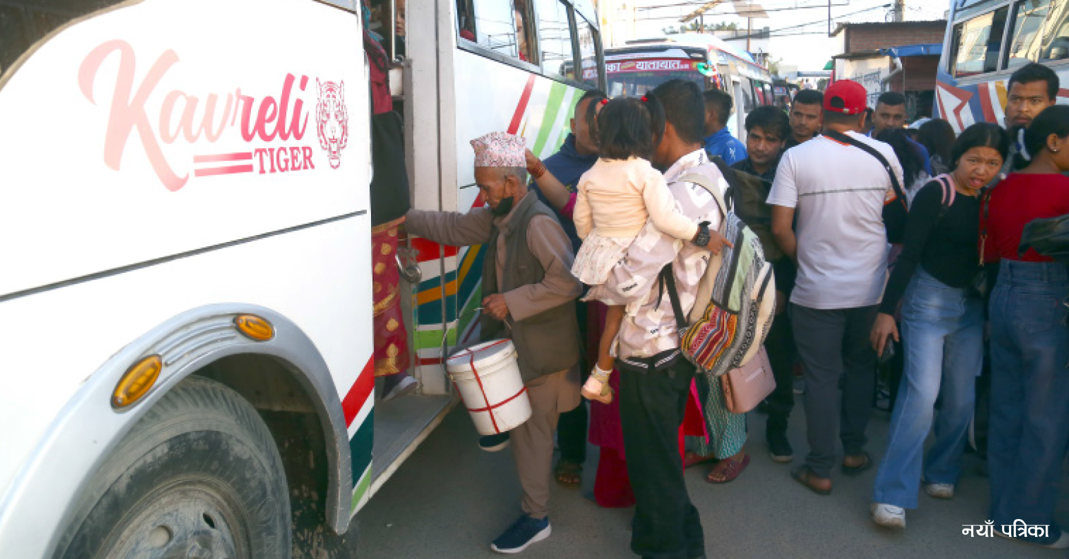 चार लाख ६० हजारले छाडे उपत्यका