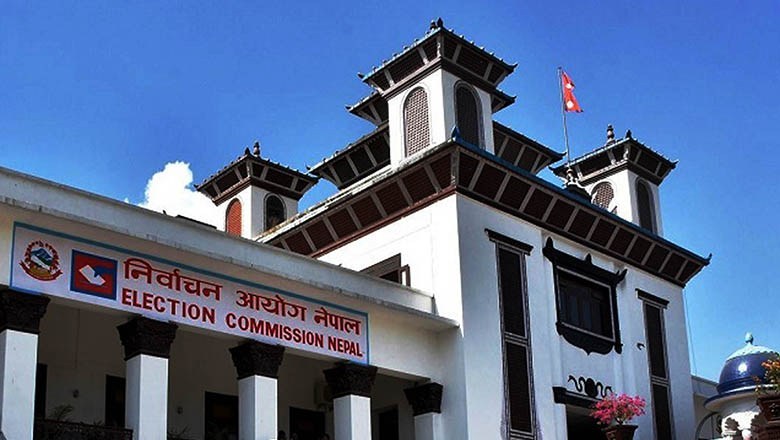 तोकिएको मितिमा निर्वाचन गराउन आयोग तयार