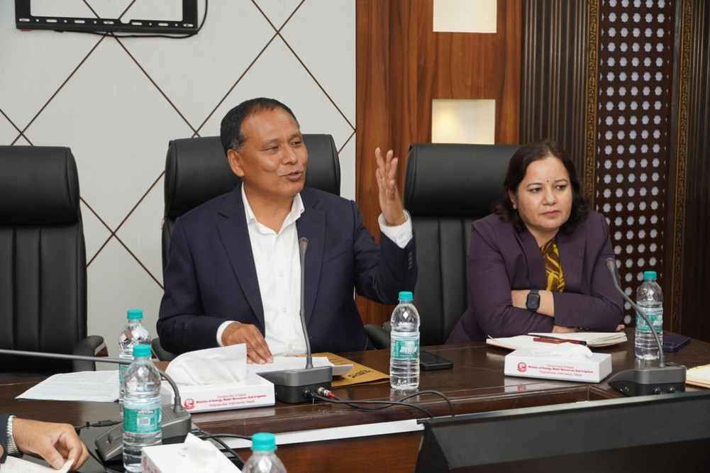 ऊर्जा, सिंचाइ, भौतिक र सहरी मन्त्रालयअन्तर्गतका जीर्ण ठेक्का तोडिने