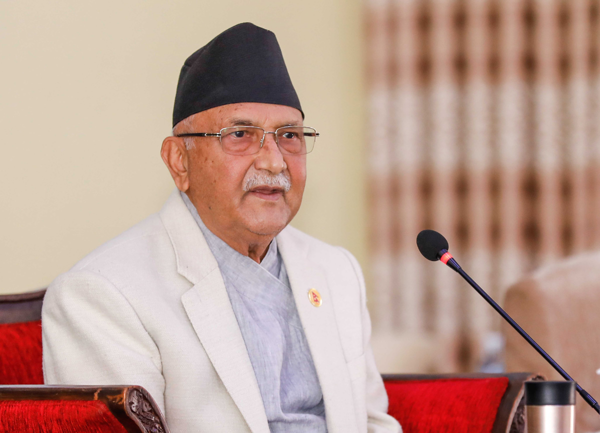 केपी ओलीले प्रधानमन्त्री मातहत लगेका तीन विभाग मन्त्रालयमै फर्काइँदै