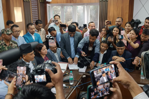 विद्युत् प्राधिकरणको वक्यौता रकम उठाउने ऊर्जामन्त्रीको पहिलो निर्णय