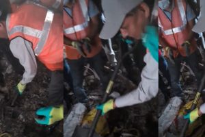 यातायात व्यवस्था विभागमा बेल्चा चलाउँदै मन्त्री कुलमान