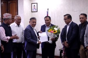 मन्त्री घिसिङ र भारतीय राजदूतबीच भेट