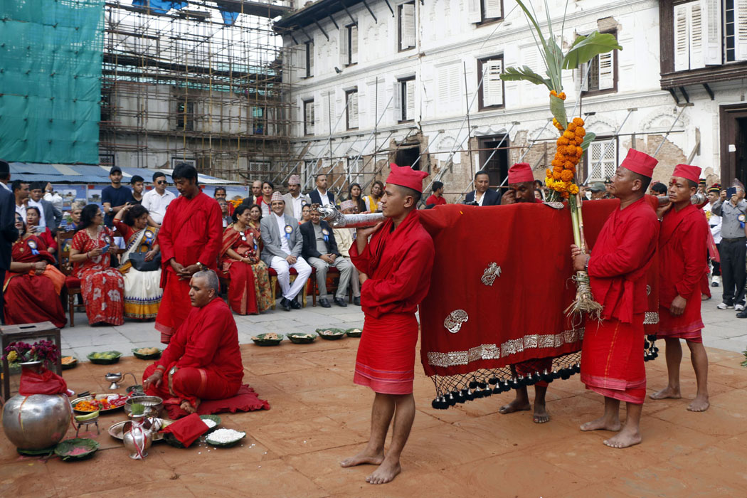 आज दशैंको फूलपाती भित्राइँदै