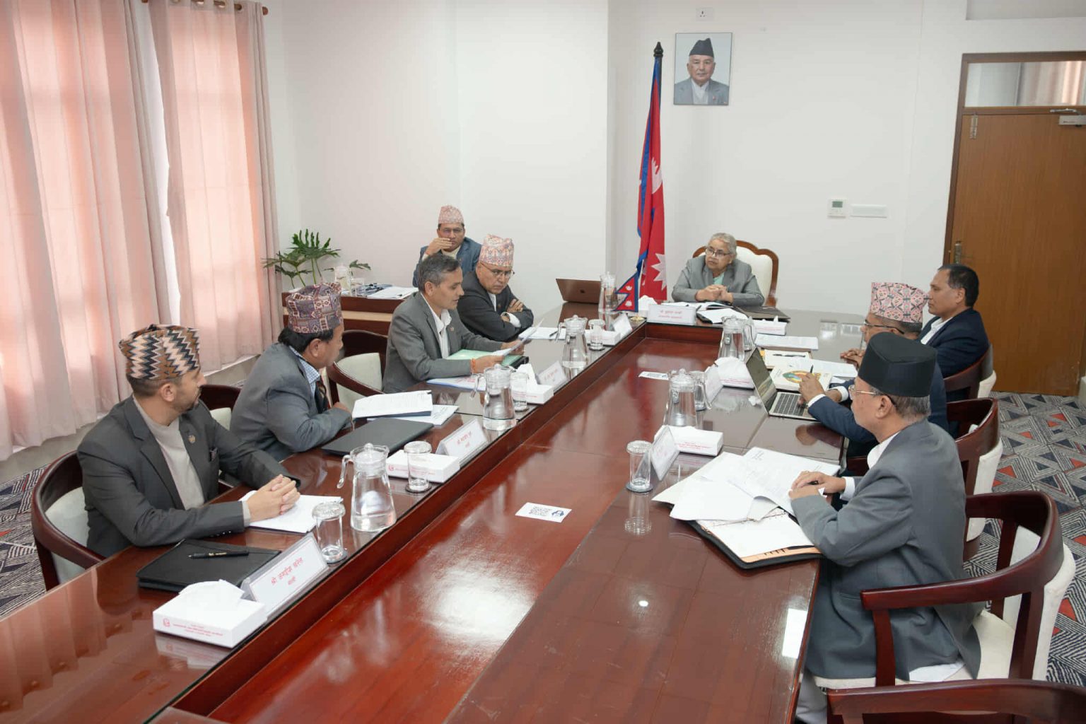 सिंहदरबारमा मन्त्रिपरिषद्को बैठक, लगत्तै प्रधानमन्त्रीले देशवासीको नाममा सम्बोधन गर्ने