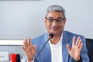 गृहमन्त्रीको हैसियतले मैले कुनै बल प्रयोग गर्न आदेश दिएको हैन : लेखक