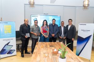 सामसङ नेपालले गर्यो शार्क ट्याङ्क नेपालका शार्कहरूलाई ग्यालेक्सी जेड फोल्ड–७ प्रस्तुत