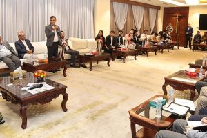 जेन–जी  र दल पहिलोपटक संवादमा