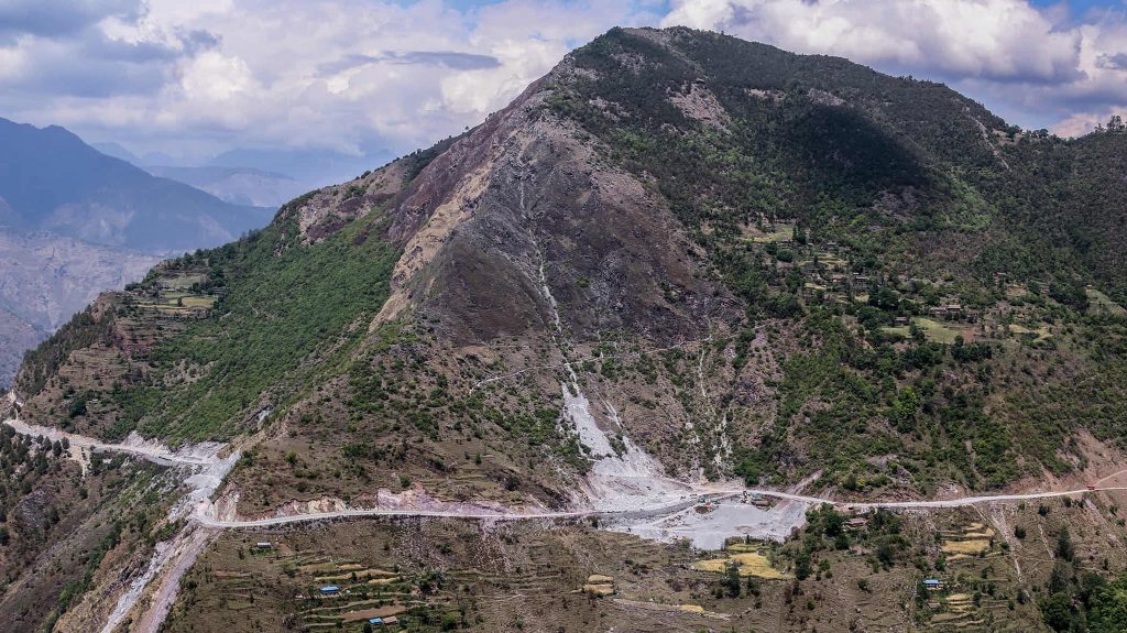 रुकुमपूर्व खण्ड (मध्यपहाडी लोकमार्ग) १९ दिन बन्द हुने