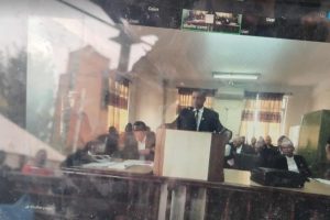 प्रतिनिधिसभा विघटन विरुद्धको सुनुवाइमा न्यायाधीशहरूको आग्रह : अन्तरिम आदेशबारे बहस केन्द्रित गर्नुहोस्