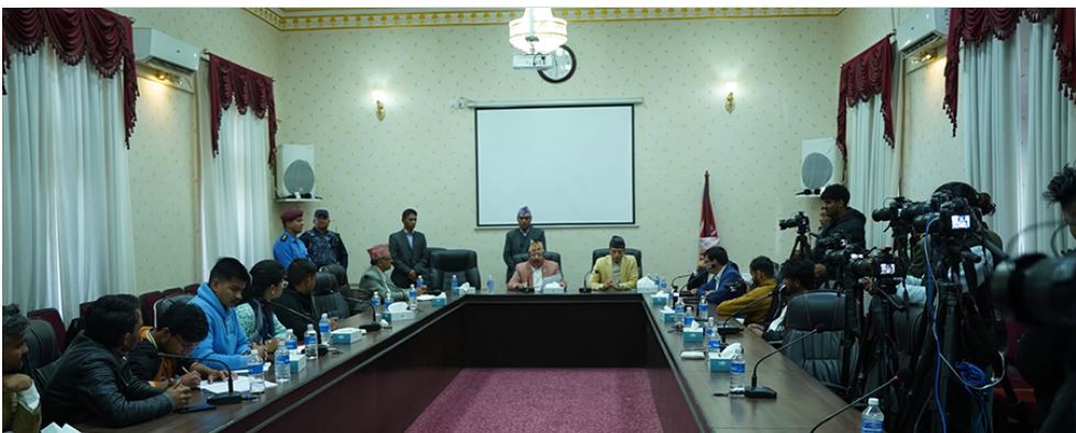 दलहरूसँग आचारसंहिताबारे छलफलमा निर्वाचन आयोग