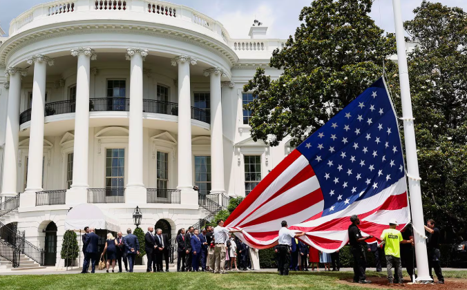 ह्वाइट हाउसमा भएको गोली काण्डमा नेशनल गार्डका एक सैनिकको मृत्यु