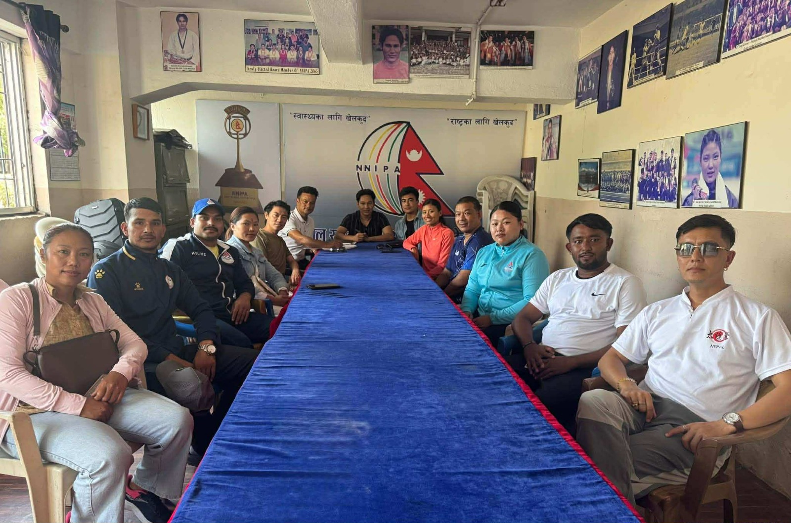 आन्दोलनरत फुटबल खेलाडीलाई एनएनआईपीएको समर्थन