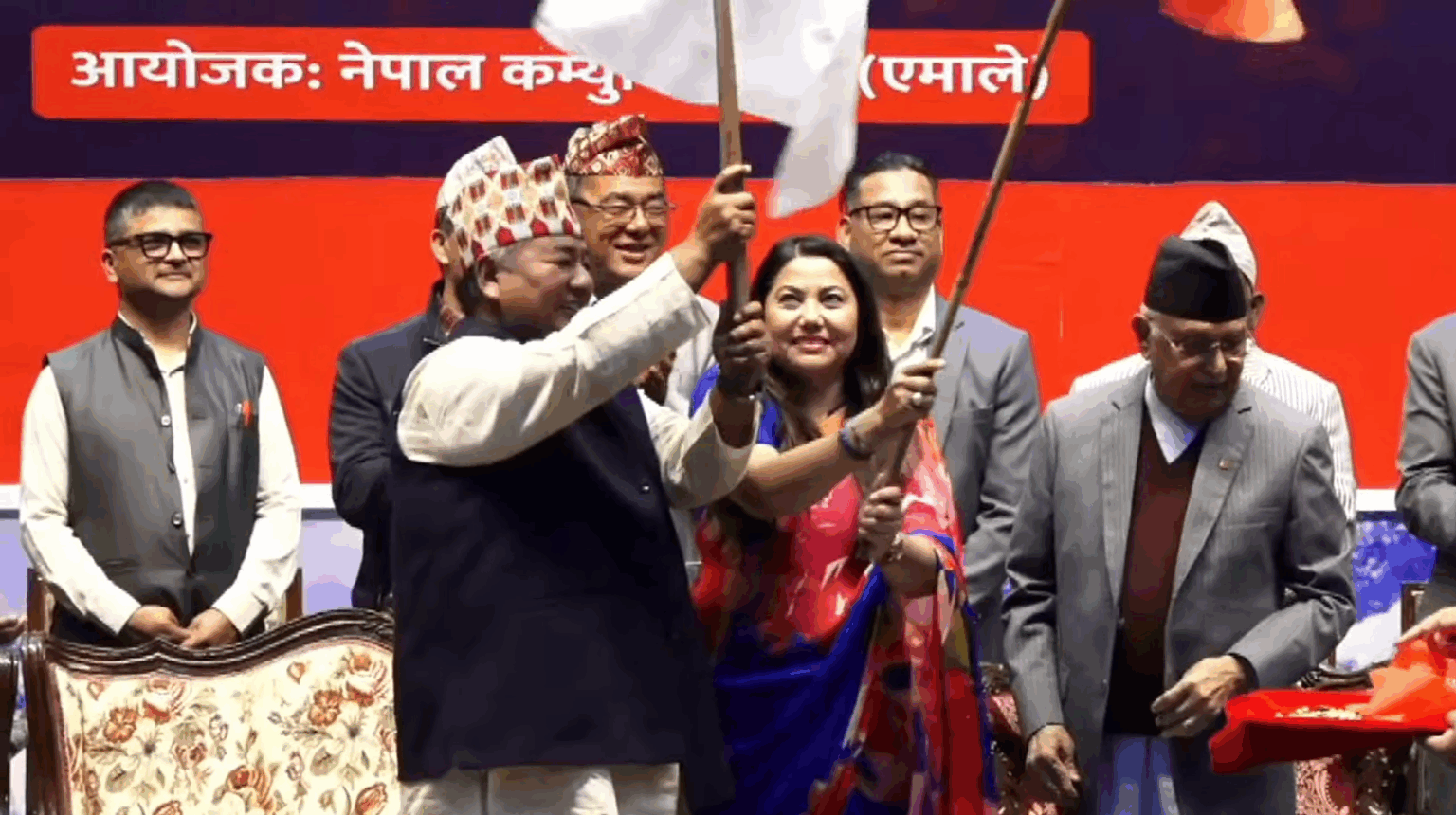 ४ वर्षपछि पुनः एमालेमै फर्किइन् रामकुमारी झाँक्री