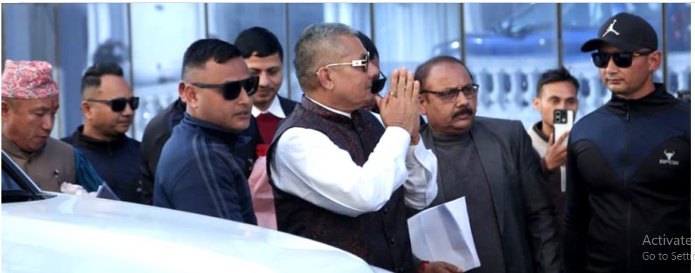 सिंहदरबारमा प्रधानमन्त्री कार्की र गृहमन्त्री अर्यालसँग दुर्गा प्रसाईंको वार्ता