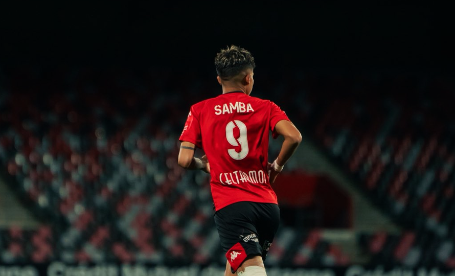 ए‌ लिग : वेलिङटनको जित, साम्बाको २ गोल